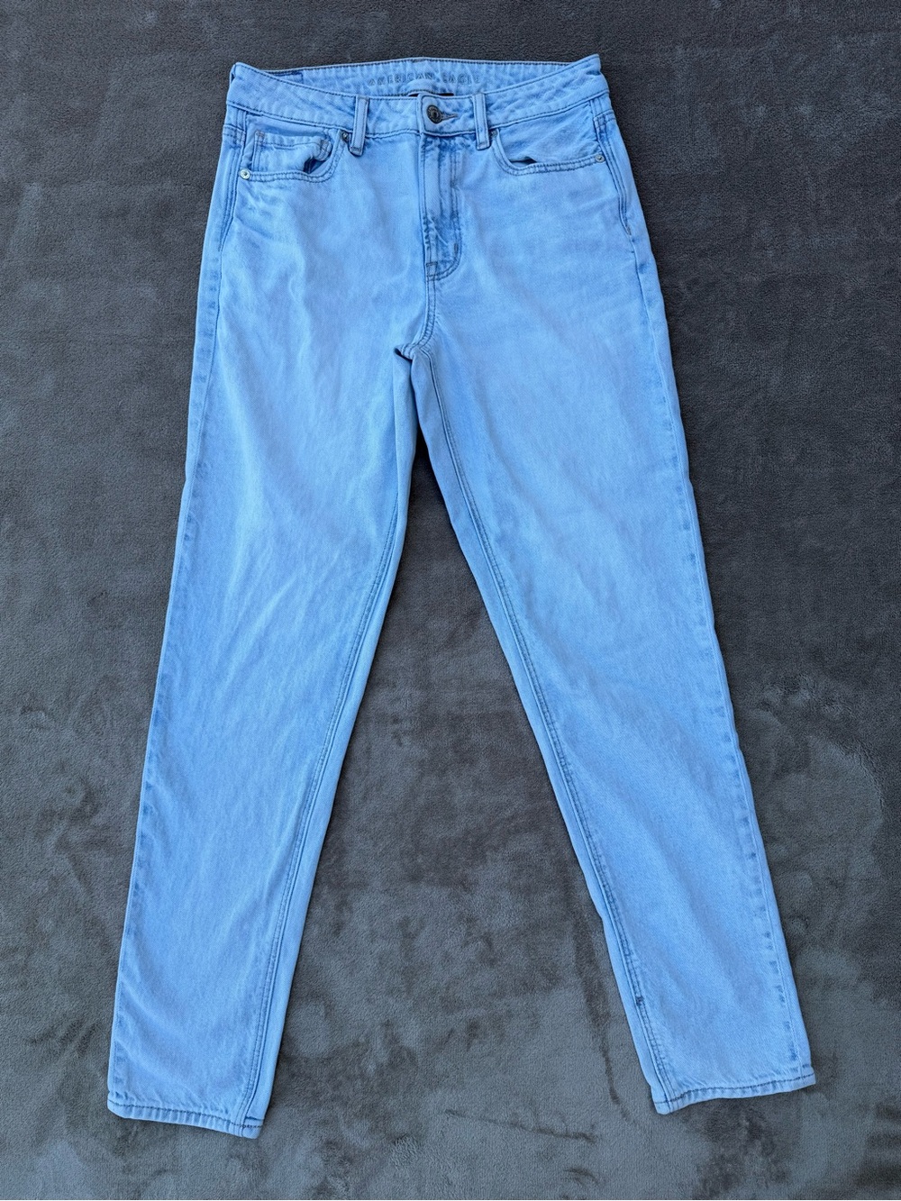 American Eagle Outfitters Light Blue mom jeans